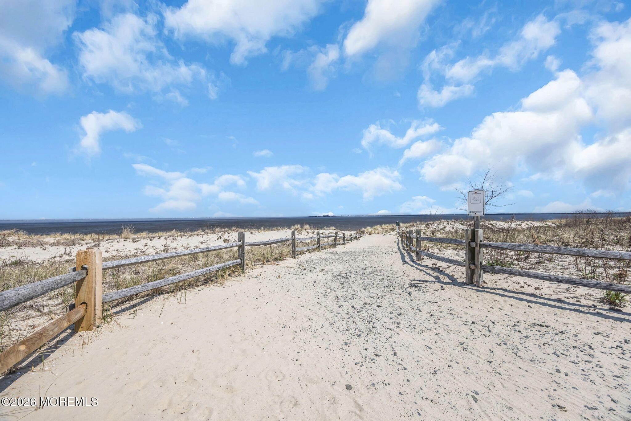 Image 3: 37-web-or-mls-2M1A3048