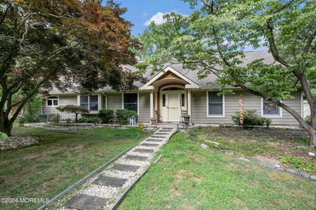 32 Green Lake Drive