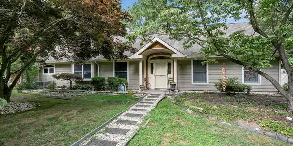 32 Green Lake Drive
