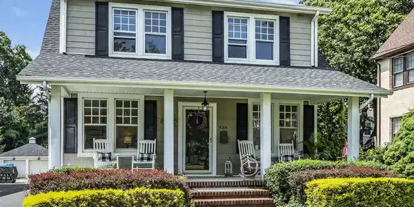 439 River Road
