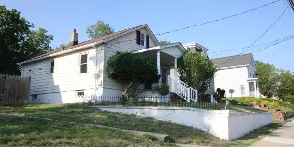Image 2: Front of Home