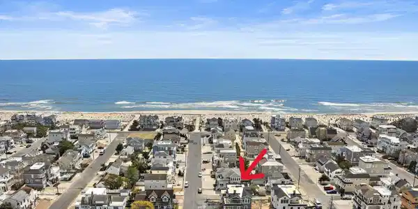 Image 4: Oceanside.2 E 47th (5)