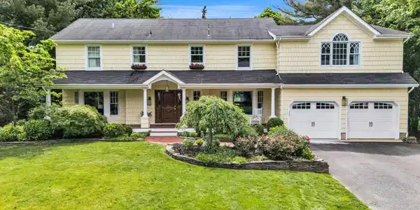 9 Briarwood Road