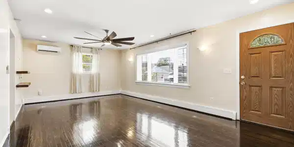 Image 4: 4