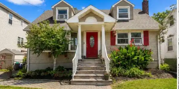 64 Waackaack Avenue