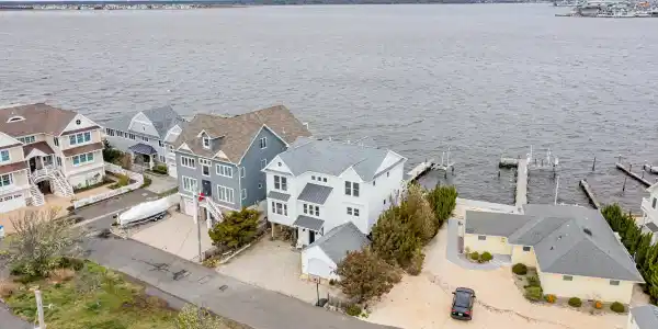 537 Normandy Drive