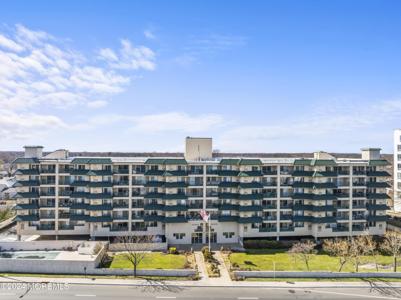 422 Ocean Boulevard N Unit 2F