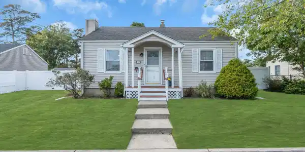 1155 Ridgefield Drive