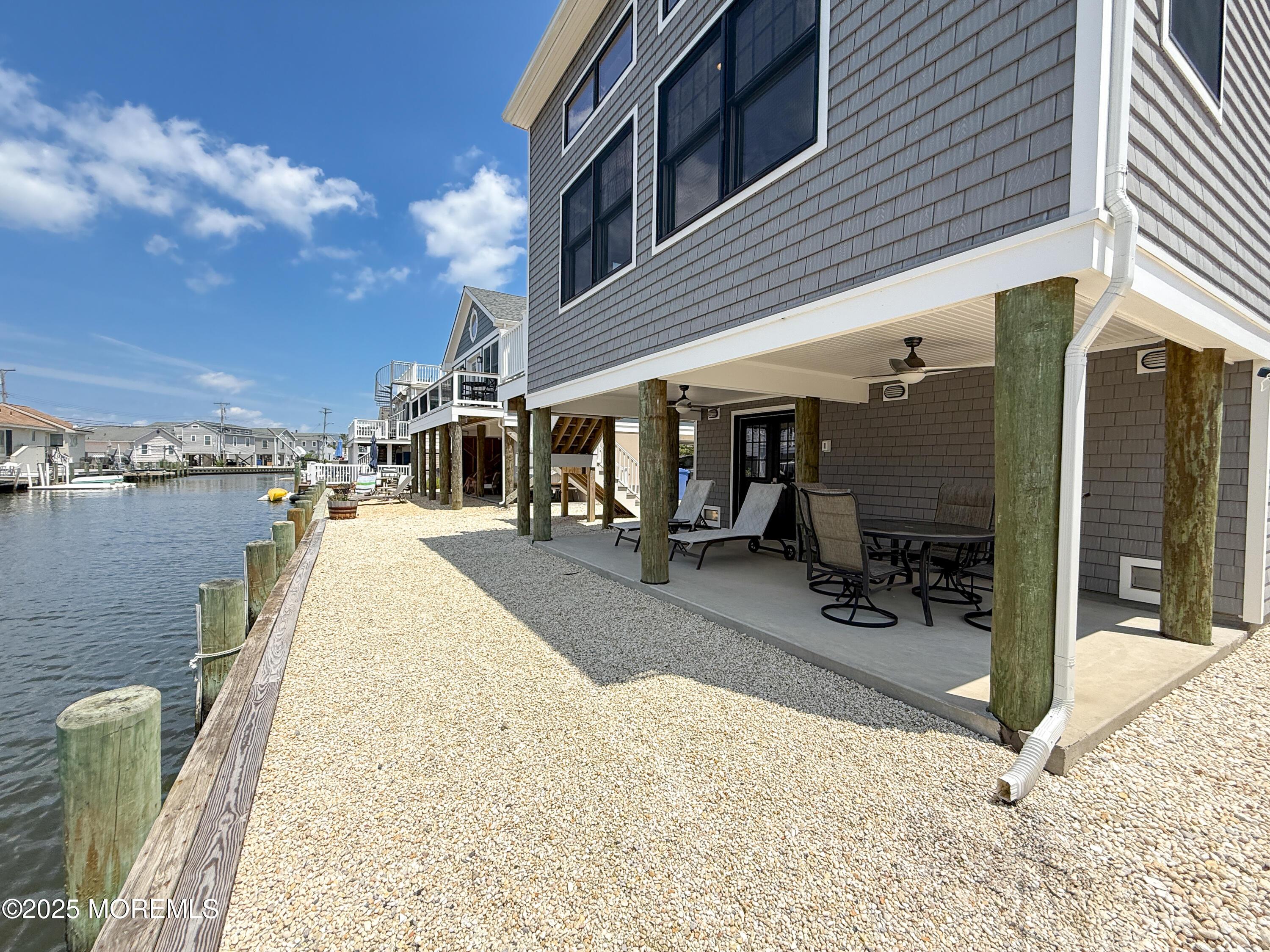 Image 4: 3365 Heron Ln-5