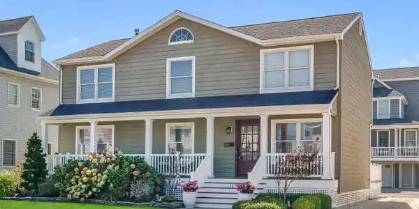 12 Dover Avenue