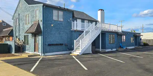 1605 Grand Central Avenue Unit 1