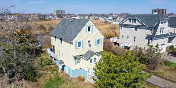 Image 2: DJI_0919-2