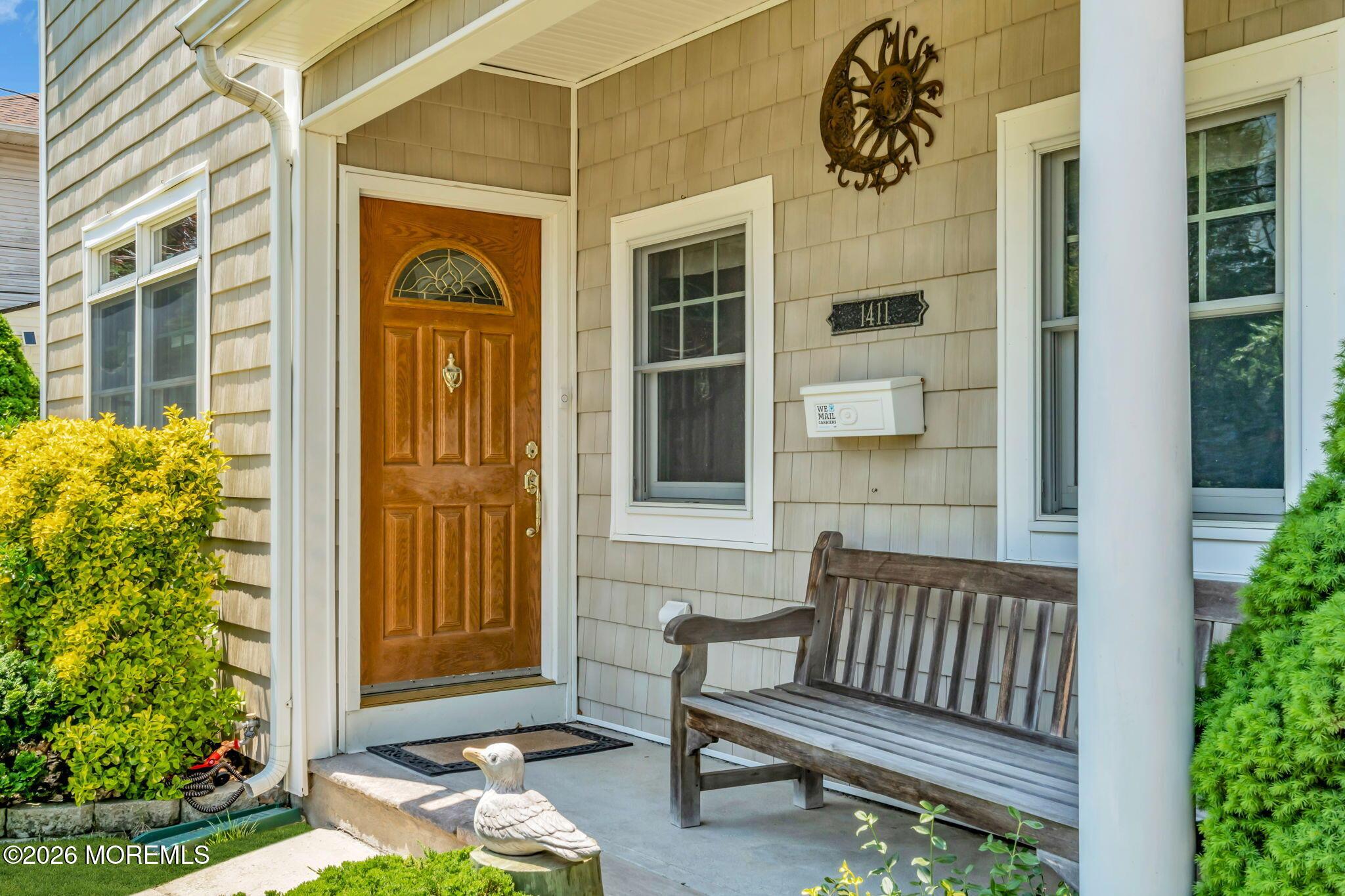Image 3: 3-web-or-mls-DSC00236-1