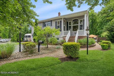 69 Lillian Place