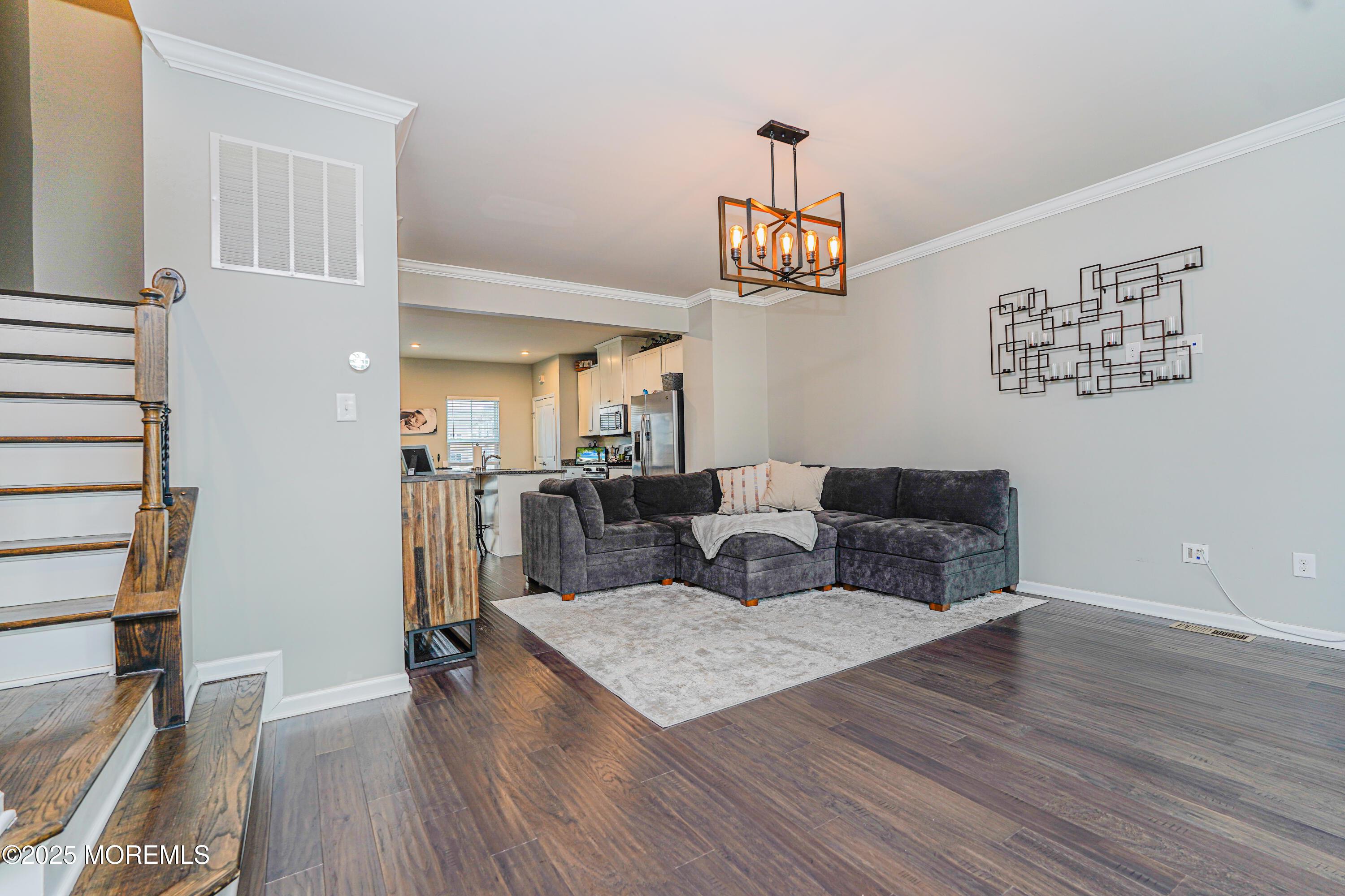 Image 3: Family Room