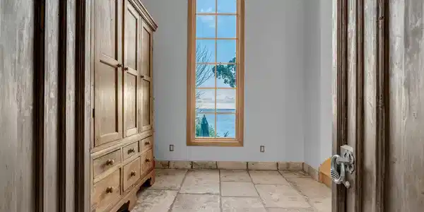 Image 3: 7