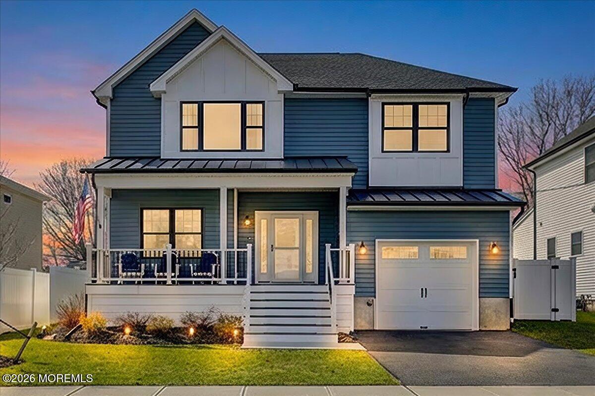 Image 1: 01-Twilight