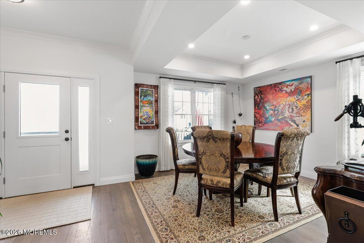 Image 4: 13-Dining Room