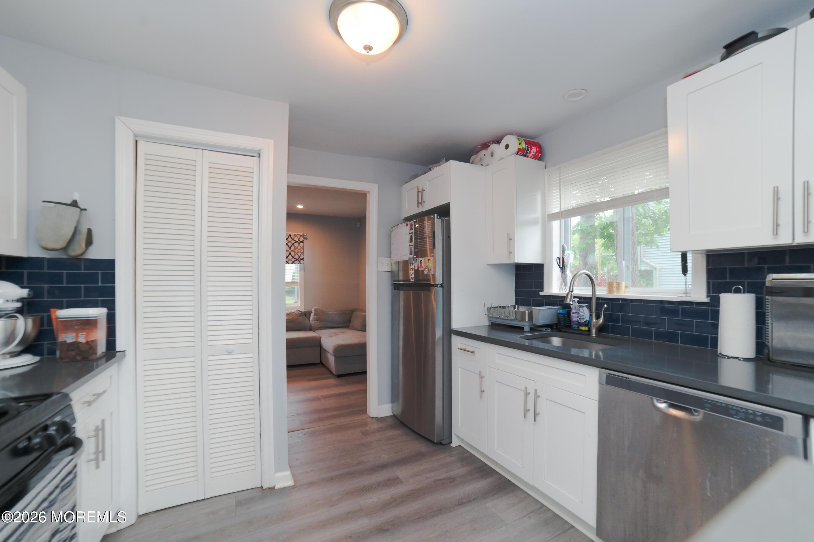 Image 4: Kitchen-4