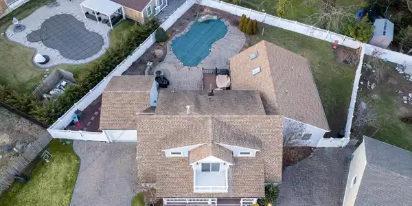 633 Manetta Drive