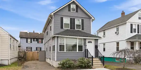 74 Leighton Avenue