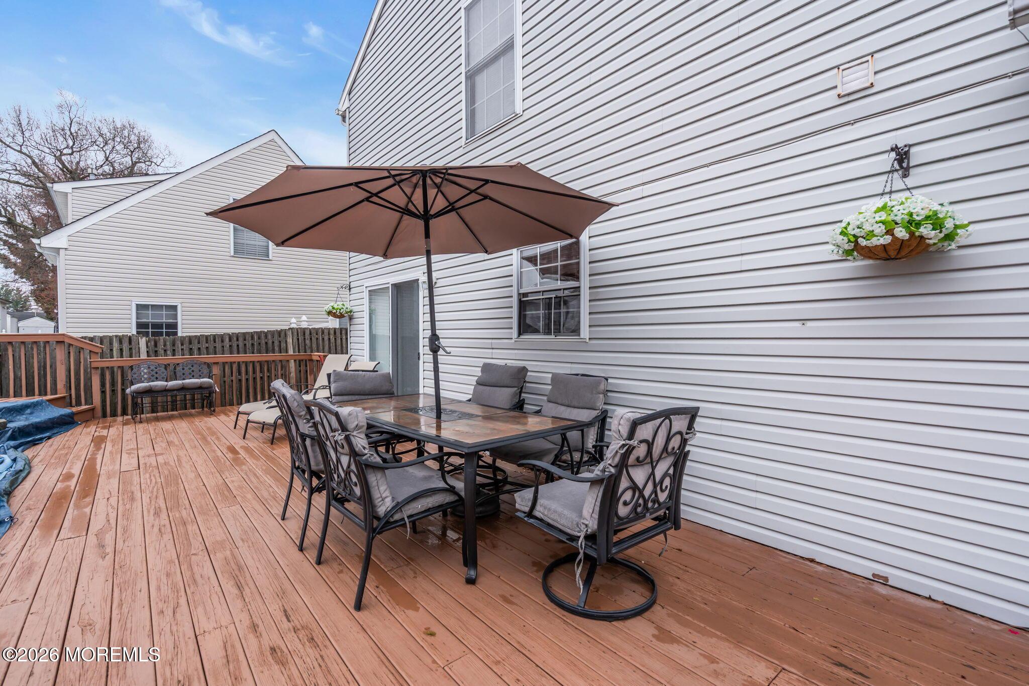 Image 3: Outdoor