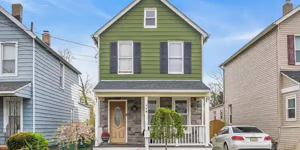 129 7th Avenue