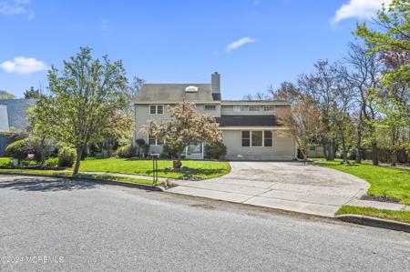 11 Wyndham Drive