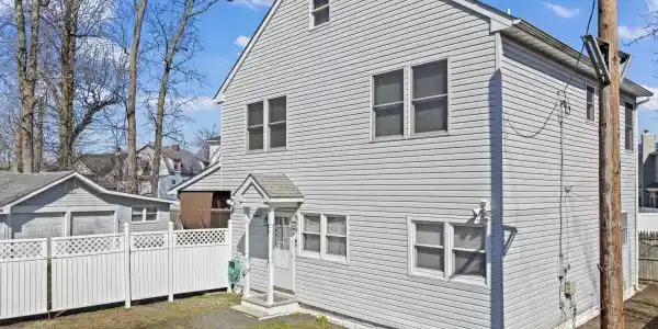 15 Cottage Place