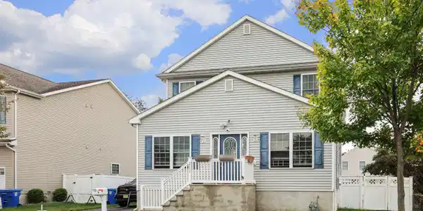 280 Linden Avenue