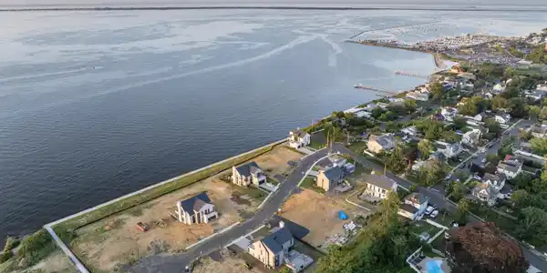 Image 3: Drone