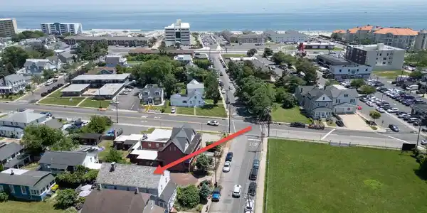 107 W End Avenue