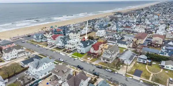Image 3: 119-web-or-mls-DJI_20260306110741_0016_D