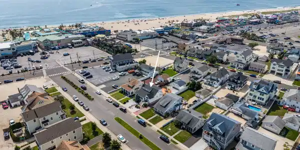 Image 3: 46-web-or-mls-DJI_20260710102456_0324_Da