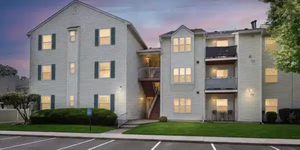 231 Atlantic Street Unit 12