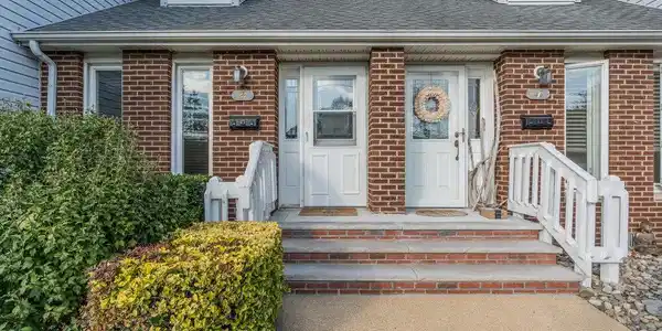 25 Meadow Avenue Unit 3