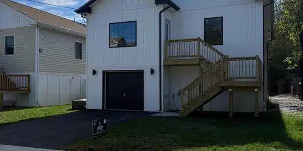 58 Oak Street