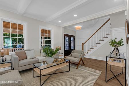 600 Ocean Park Avenue