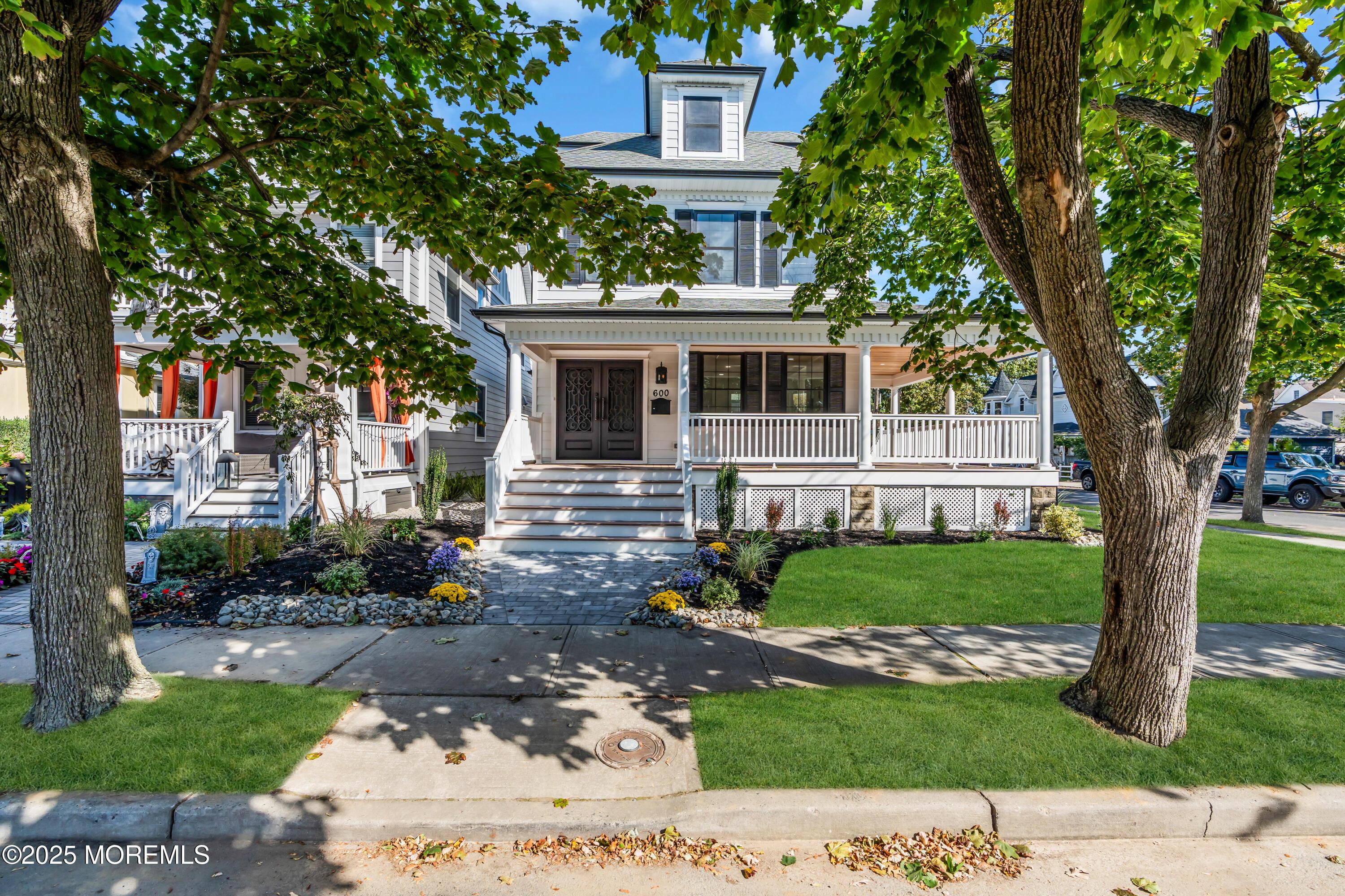 Image 2: dsc09353-1_325