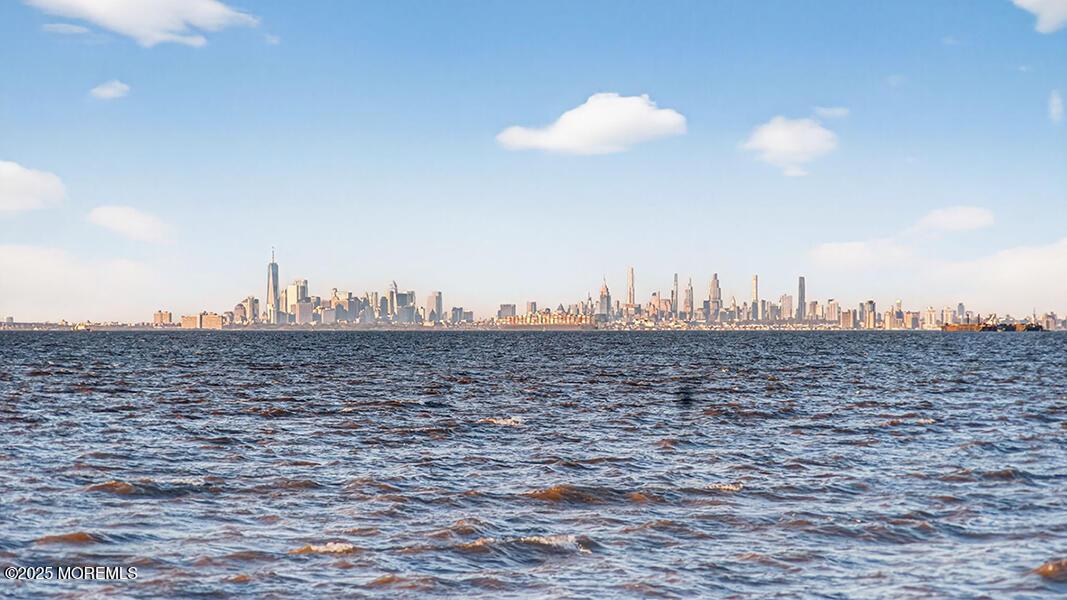 Image 4: 25_9_Simon_Lake_Dr_Atlantic_Highlands_NJ