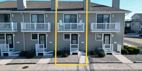 1601 Boulevard Unit 4