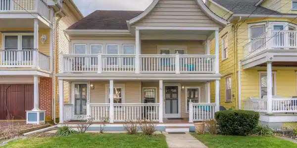 10 Seaview Avenue
