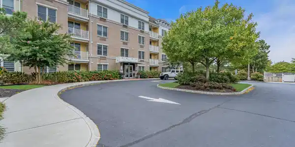55 Melrose Terrace Unit 208