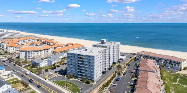 675 Ocean Avenue Unit 4L