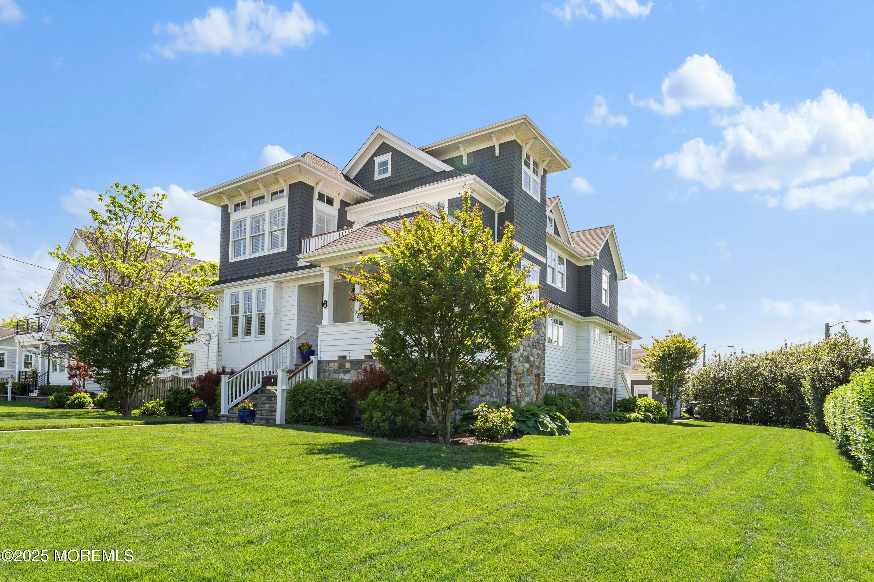 Image 2: Custom Colonial