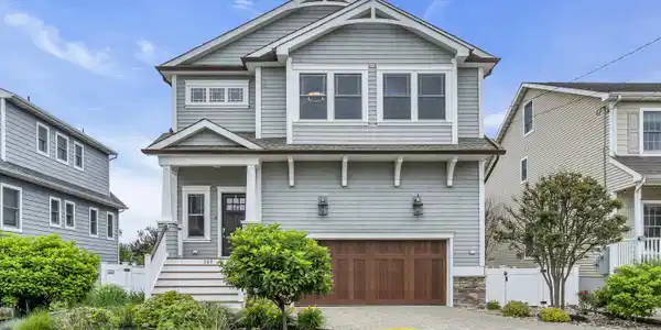 209 Sanborn Avenue