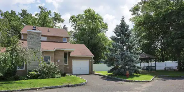 5 Oyster Creek Drive