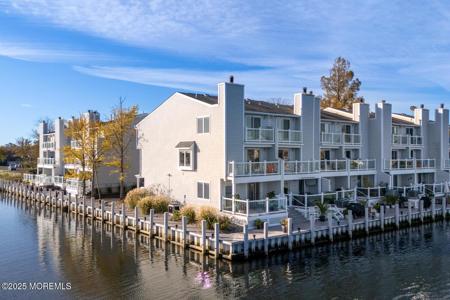 165 Riddle Avenue Unit 7