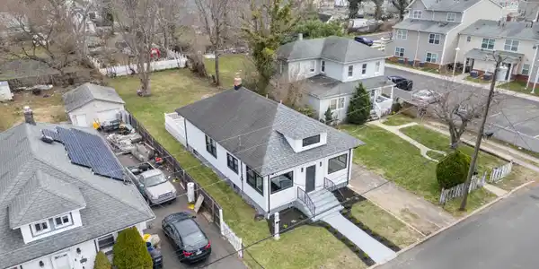 Image 3: An Overview of the Property