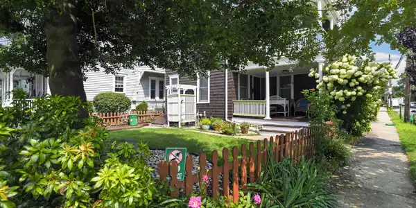 Image 3: 50-web-or-mls-DSC_9251